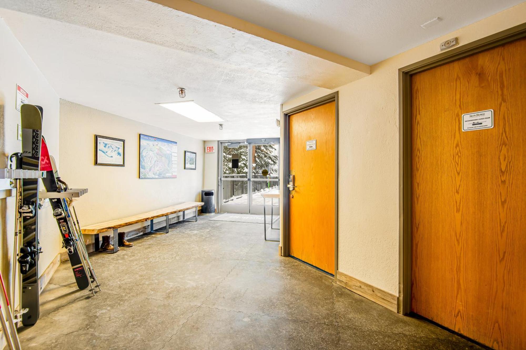 Iron Horse Studio Retreat ウィンターパーク エクステリア 写真